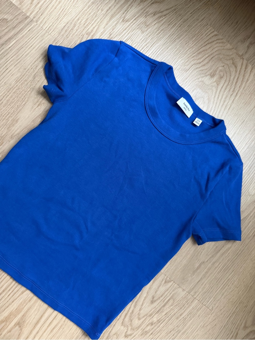 Aritzia Sunday Best Crewneck Short Sleeve Tee XS